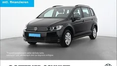 Gebraucht 2024 VW Touran Comfortline Van / Kleinbus | 32.950 € (Fairer Preis)