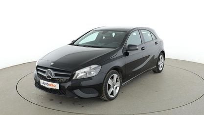 Używany Mercedes A180 122 KM (89 kW) 2015 Czarny Sedan/Limuzyna