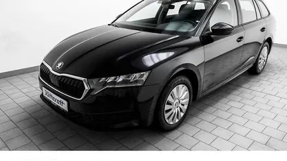 Gebraucht 2025 Skoda Octavia Essence Kombi | 27.980 € (Guter Preis)