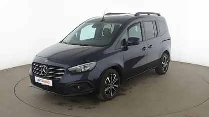 Gebraucht Mercedes T180 Progressive 131 PS (96 kW) 2024 Blau Van / Kleinbus