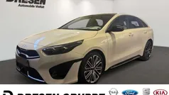 Hw2) deluxe white m (weiss Neu 2025 Kia ProCeed GT-Line Kleinwagen | 31.980 € (Fairer Preis)