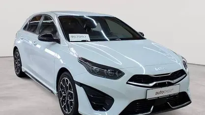 Usata Kia Ceed GT GT-Line 136 CV (100 kW) 2022 Bianco Berlina