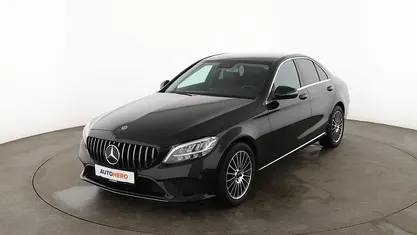 Schwarz Gebraucht 2020 Mercedes C180 Avantgarde Limousine | 25.680 € (Fairer Preis)