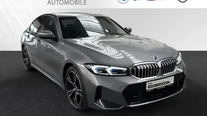 Gebraucht BMW 320 M Sport 190 PS (139 kW) 2025 Skyscraper grau metallic Limousine