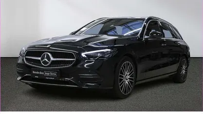 Gebraucht Mercedes C180 Avantgarde 170 PS (125 kW) 2023 Unilack schwarz Kombi
