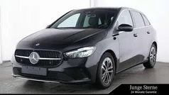 Lack kosmosschwarz Gebraucht 2024 Mercedes B180 Progressive Van / Kleinbus | 30.770 € (Fairer Preis)