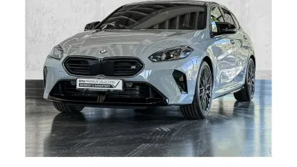 Gebraucht BMW M135 M Sport 300 PS (220 kW) 2025 Grau Kleinwagen