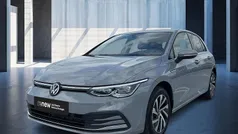 Mondsteingrau Gebraucht 2022 VW Golf VIII Style Limousine | 20.990 € (Guter Preis)