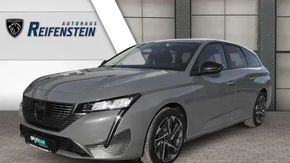 Grau Gebraucht 2024 Peugeot 308 SW Allure Kombi | 20.990 € (Fairer Preis)