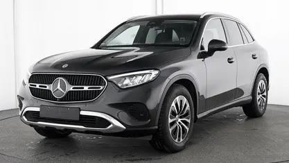 Gebraucht Mercedes GLC220 Avantgarde 197 PS (144 kW) 2025 SUV