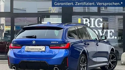 Gebraucht BMW 330e M Sport 292 PS (214 kW) 2023 Kombi
