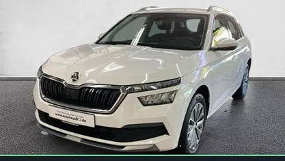 Gebraucht Skoda Kamiq Clever 110 PS (80 kW) 2021 Candyweiß SUV