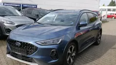 Chromablau metallic Gebraucht 2024 Ford Focus Active X Kombi | 26.450 € (Fairer Preis)