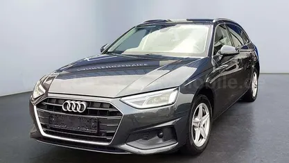 Grau Gebraucht 2019 Audi A4 Basis Kombi | 19.999 € (Fairer Preis)