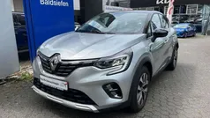 Grey kqa + black gne Gebraucht 2021 Renault Captur Intens SUV | 18.750 € (Guter Preis)