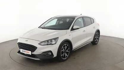 Weiß Gebraucht 2018 Ford Focus Active Limousine | 15.020 € (Fairer Preis)
