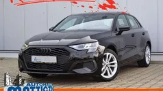 Schwarz Gebraucht 2024 Audi A3 Sportback Advanced Limousine | 34.239 € (Fairer Preis)