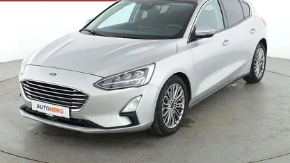 Gebraucht 2019 Ford Focus Titanium Limousine | 15.460 € (Fairer Preis)