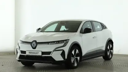 Gebraucht Renault Megane E-Tech Equilibre 96 kW (131 PS) 2022 Gletscherweiß uni Limousine