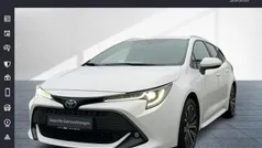 Schneeweiß (weiß) Gebraucht 2023 Toyota Corolla Team Kombi | 23.470 € (Guter Preis)