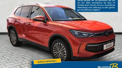 Neu VW Tiguan Life 150 PS (110 kW) 2026 Persimmon red metallic SUV