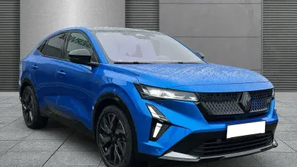 Neu Renault Rafale Esprit Alpine 200 PS (147 kW) 2025 Gipfelblau + blackpearlschwar SUV