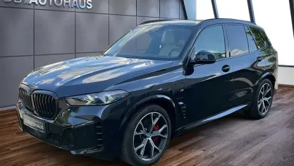 Gebraucht BMW X5 Sport Line 489 PS (359 kW) 2023 Schwarz SUV