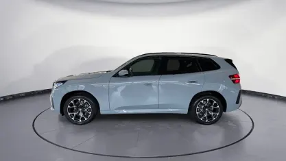 Gebraucht BMW X3 M Sport 197 PS (144 kW) 2025 Grau SUV