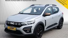 Grau Gebraucht 2024 Dacia Sandero Extreme Kleinwagen | 19.500 € (Fairer Preis)