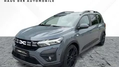 Schiefergrau (grau) Gebraucht 2023 Dacia Jogger Expression Kombi | 19.995 € (Fairer Preis)