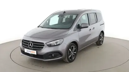 Gebraucht Mercedes T180 Progressive 116 PS (85 kW) 2024 Grau Van / Kleinbus