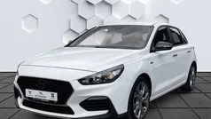 Weiß Gebraucht 2019 Hyundai i30 N Line Limousine | 15.940 € (Fairer Preis)