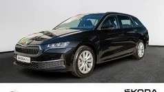 Gebraucht 2024 Skoda Octavia Selection Limousine | 30.790 € (Fairer Preis)