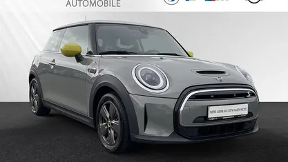 Grau Gebraucht 2022 Mini Cooper SE Kleinwagen | 16.370 € (Guter Preis)