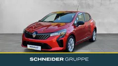 Rot Gebraucht 2024 Renault Clio V Evolution Limousine | 16.990 € (Guter Preis)