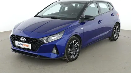 Second-hand Hyundai i20 Trend 120 CP (88 kW) 2020 Albastru Hatchback