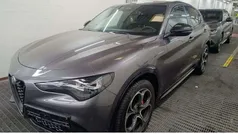 Grau Gebraucht 2024 Alfa Romeo Stelvio Veloce SUV | 42.895 € (Fairer Preis)