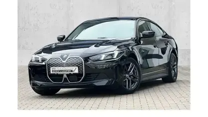 Second-hand BMW i4 Sport Line 250 kW (340 CP) 2025 Negru Berlinǎ