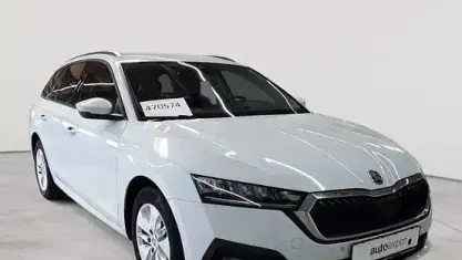 Gebraucht Skoda Octavia Ambition 150 PS (110 kW) 2021 Moonweiß perleffekt Kombi