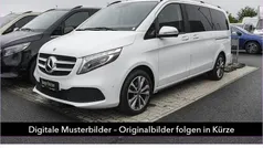 Weiß Gebraucht 2022 Mercedes V250 Edition Van / Kleinbus | 43.950 € (Fairer Preis)
