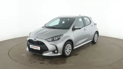 Grau Gebraucht 2022 Toyota Yaris Kleinwagen | 18.390 € (Fairer Preis)