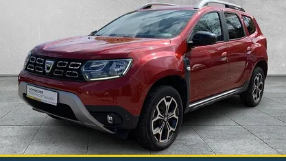 Gebraucht Dacia Duster Celebration 131 PS (96 kW) 2021 Rot SUV