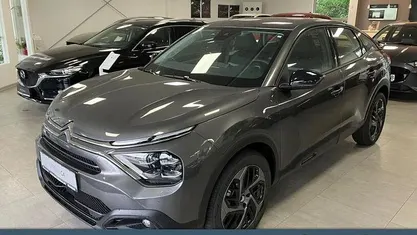 Gebraucht Citroën C4 Feel 131 PS (96 kW) 2024 Lackierung platiniumgrau/typ Limousine