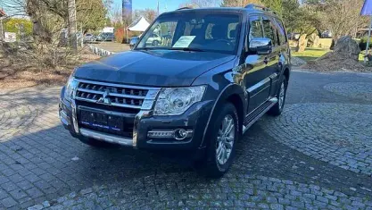 Occasion Mitsubishi Pajero Top 200 ch (147 kW) 2015 Gris SUV