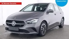Lack mountaingrau Gebraucht 2023 Mercedes B180 Progressive Van / Kleinbus | 27.890 € (Guter Preis)