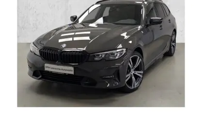 Gebraucht BMW 320 Sport Line 190 PS (139 kW) 2020 Bmw individual dravitgrau Kombi