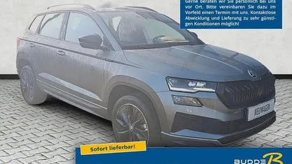 Neu Skoda Karoq SportLine 150 PS (110 kW) 2026 Graphitegrau metallic SUV
