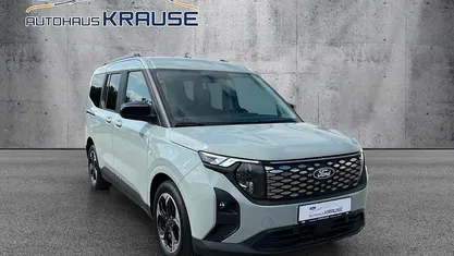 Grau Neu 2025 Ford Tourneo Courier Van / Kleinbus | 39.450 €