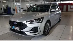 Silber Gebraucht 2024 Ford Focus ST-Line Kombi | 23.981 € (Guter Preis)