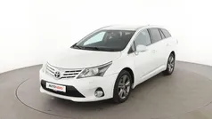 Weiß Gebraucht 2015 Toyota Avensis Comfort Kombi | 12.060 € (Fairer Preis)